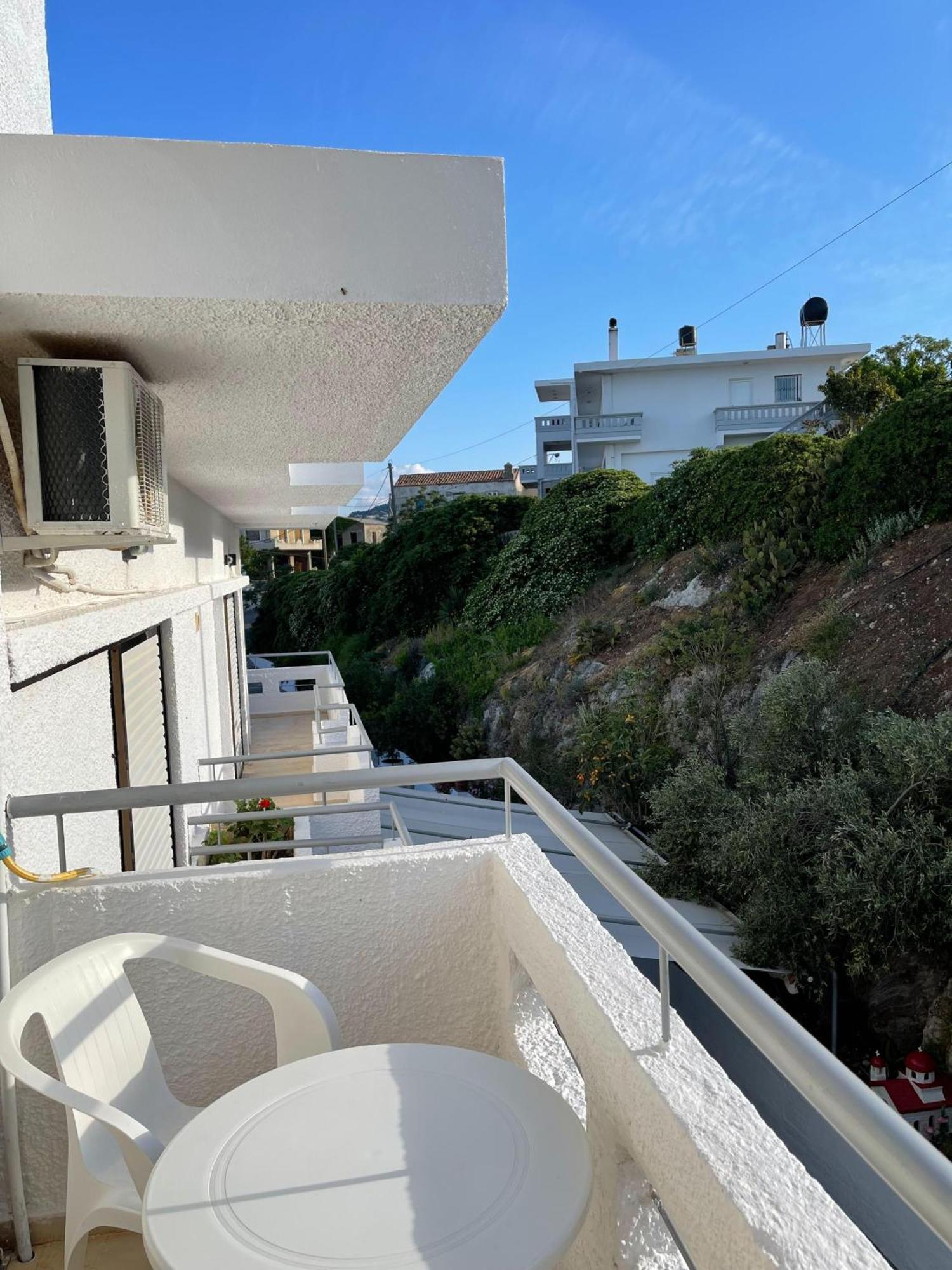 Aeolos Apartments Kolymbari Exterior foto