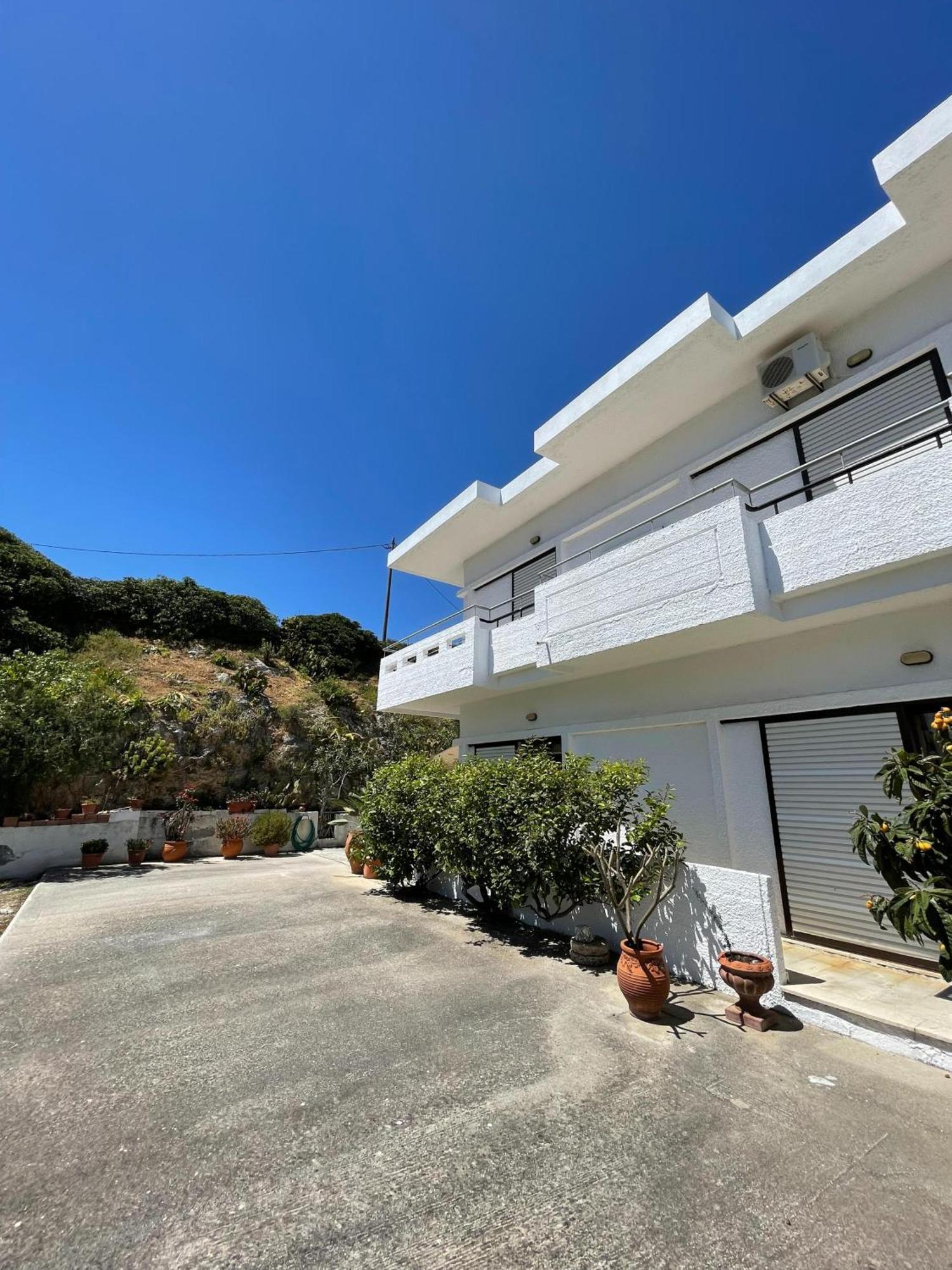 Aeolos Apartments Kolymbari Exterior foto