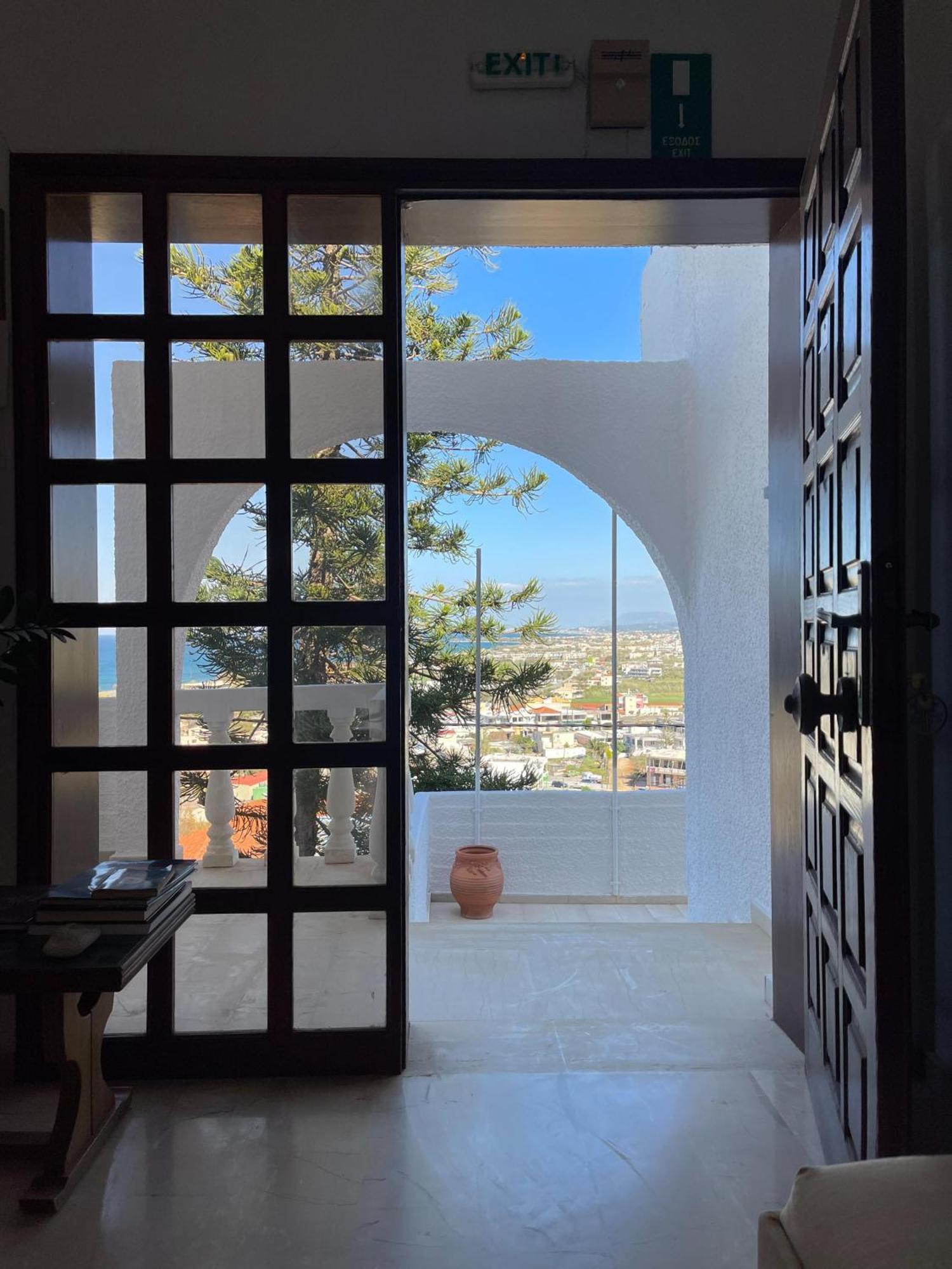 Aeolos Apartments Kolymbari Exterior foto