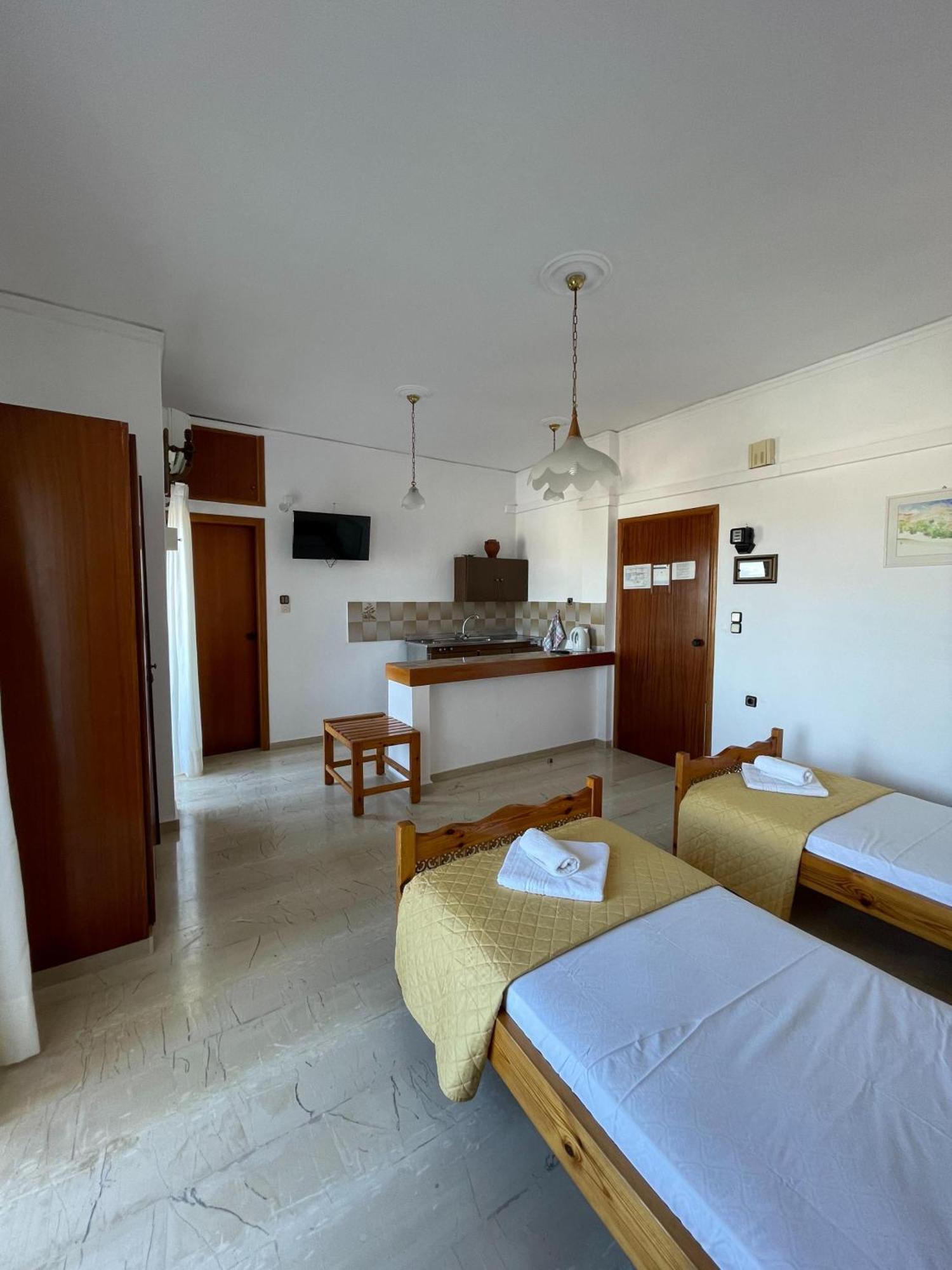 Aeolos Apartments Kolymbari Exterior foto